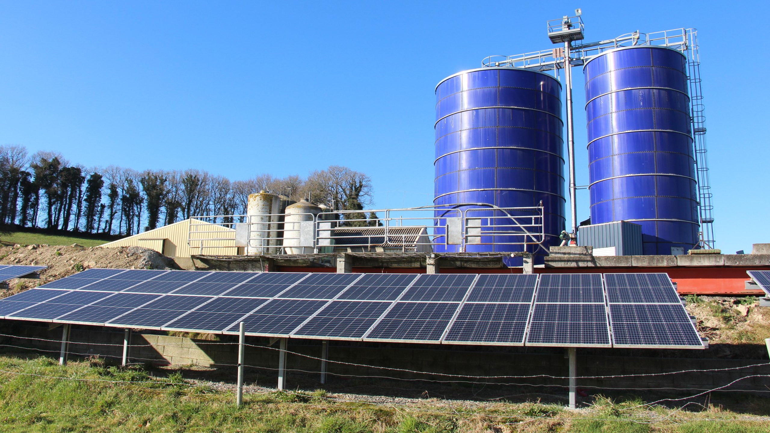 découvrez les critères essentiels pour le choix d'un hangar photovoltaïque adapté à vos besoins. optimisez votre investissement en énergie solaire avec nos conseils pratiques et fiables, tout en profitant d'une structure durable et efficace.