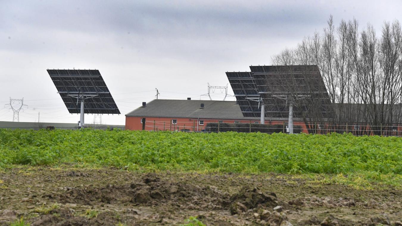 découvrez notre comparatif complet des systèmes photovoltaïques adaptés à l'agriculture. analysez les avantages, les coûts et les performances des différentes solutions pour maximiser votre production tout en réduisant votre empreinte carbone.