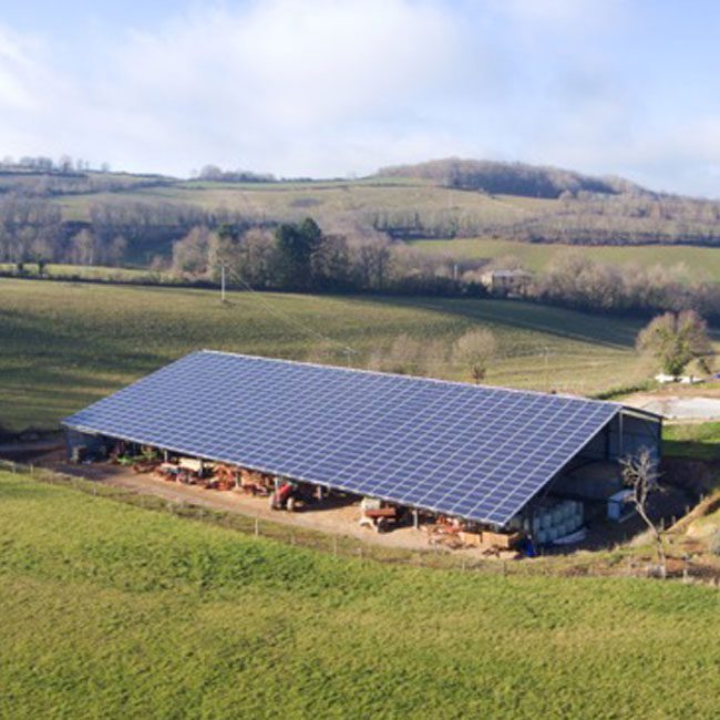 découvrez comment investir dans un hangar photovoltaïque pour bénéficier d'une source d'énergie renouvelable et réduire vos coûts d'exploitation. optimisez votre espace en alliant rentabilité et durabilité grâce à cette solution innovante.