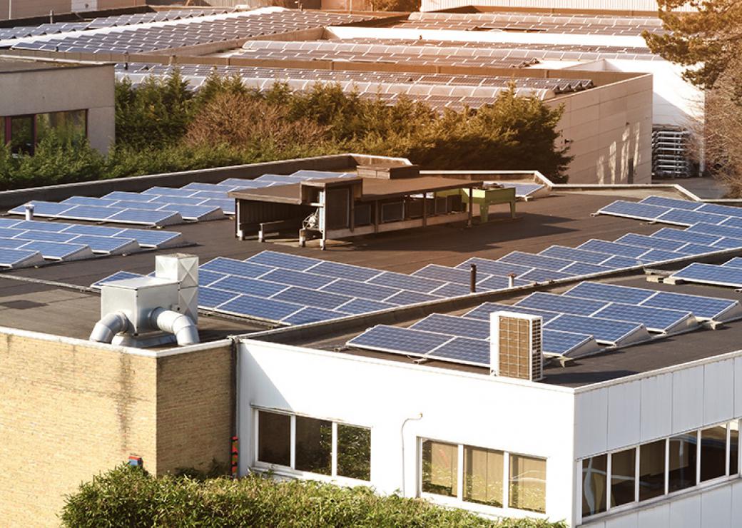 découvrez les avantages d'un hangar photovoltaïque pour particuliers : une solution écologique et économique pour produire votre propre électricité, réduire vos factures énergétiques et valoriser votre propriété tout en respectant l'environnement.