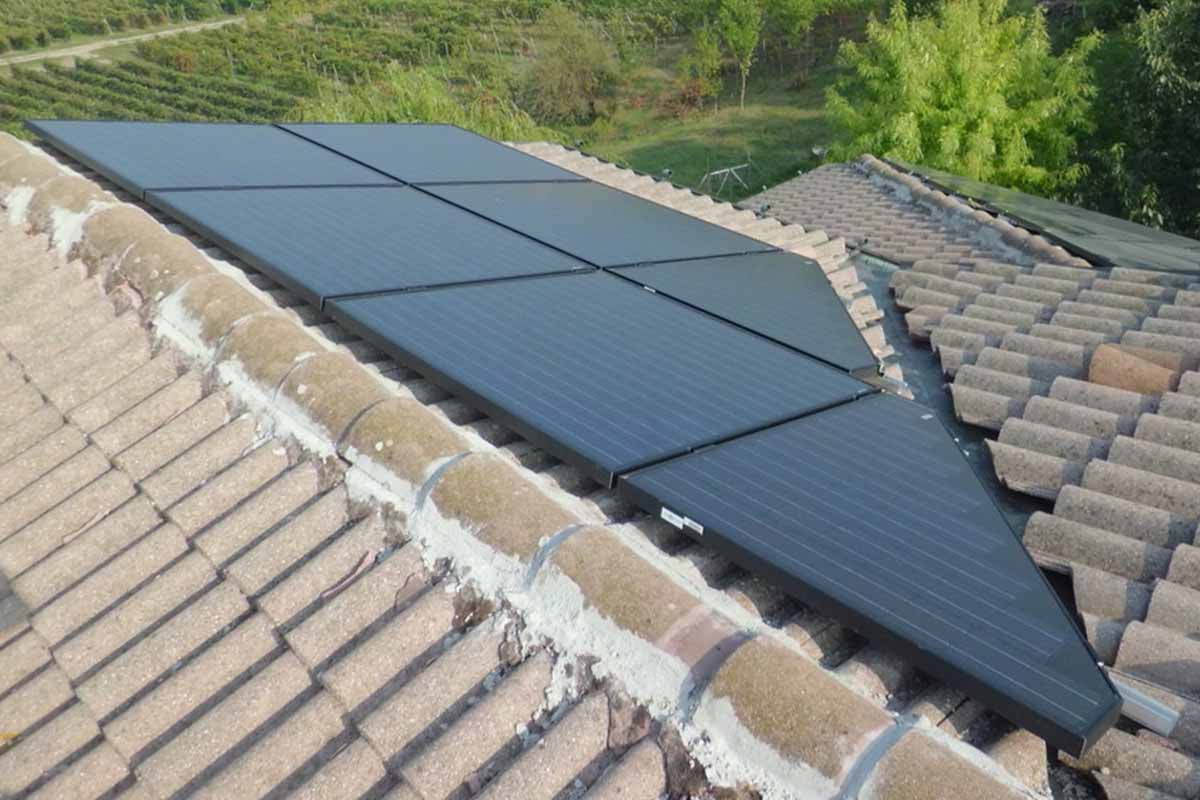 découvrez l'innovation des bâtiments agricoles photovoltaïques triangulaires, conçus pour optimiser l'espace tout en générant de l'énergie renouvelable. alliez efficacité et durabilité dans votre exploitation agricole grâce à des structures adaptées et esthétiques.