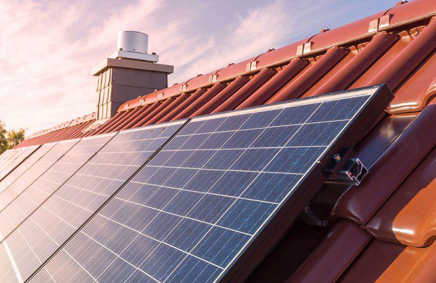 découvrez comment la biomasse et l'énergie photovoltaïque contribuent à la transition énergétique en france. explorez leurs synergies, avantages écologiques et leur rôle crucial dans la réduction des émissions de carbone.