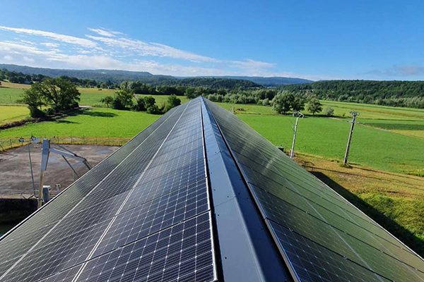 découvrez les avantages des panneaux solaires agricoles, une solution durable et rentable pour les exploitations. transformez votre ferme en une source d'énergie renouvelable tout en réduisant vos coûts et en contribuant à la protection de l'environnement.