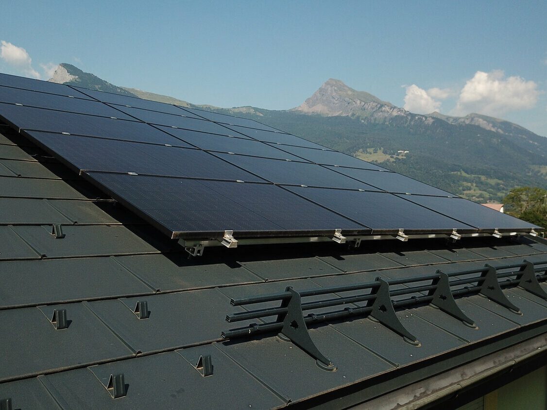 découvrez les éléments clés qui influencent le coût de l'installation photovoltaïque. apprenez comment optimiser votre investissement pour profiter d'une énergie renouvelable durable et réduire vos factures d'électricité.