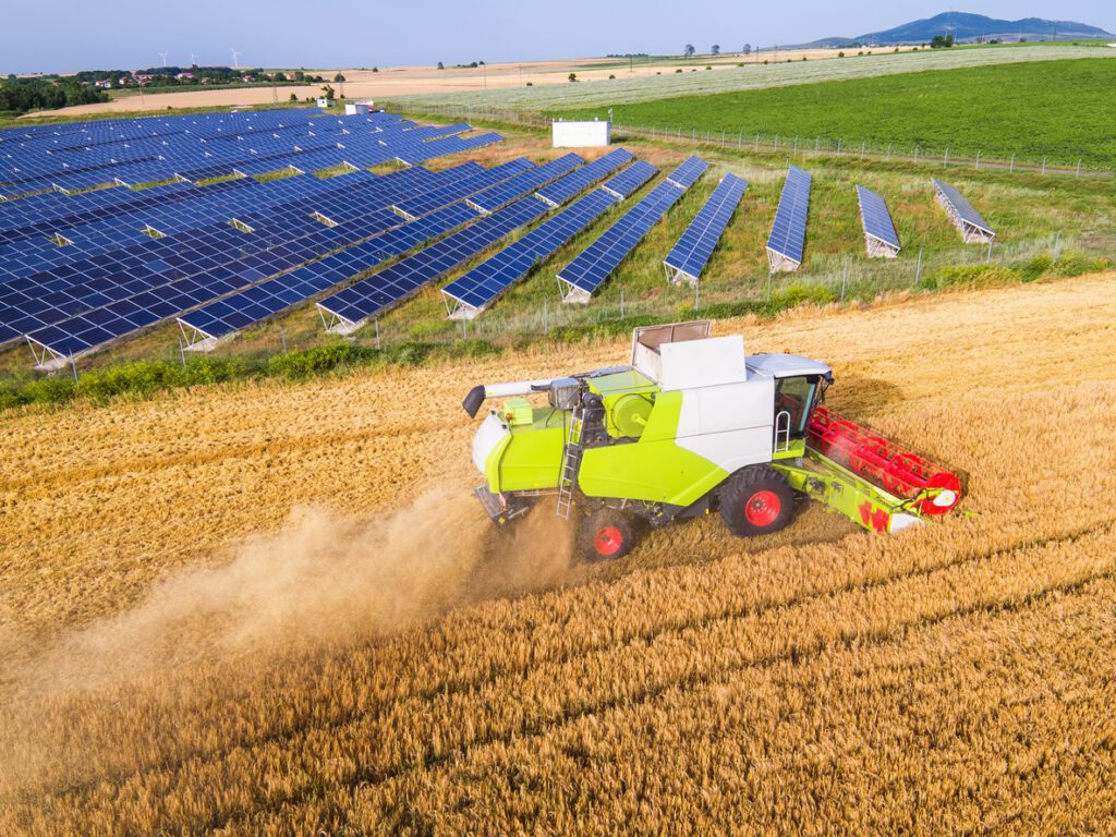 découvrez agriwatt, la solution innovante pour une agriculture durable. optimisez vos ressources et réduisez votre empreinte écologique grâce à nos technologies adaptées aux besoins des agriculteurs. engagez-vous pour un avenir respectueux de l'environnement tout en améliorant la rentabilité de vos exploitations.