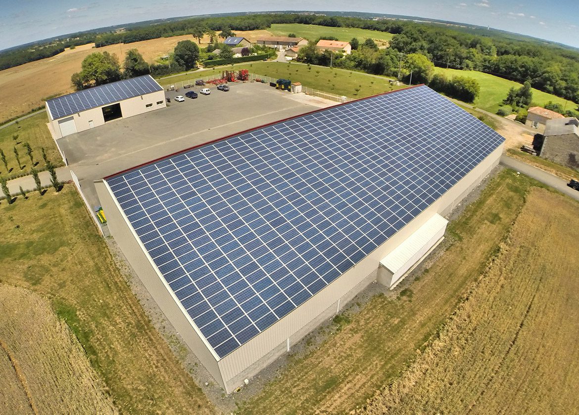 découvrez les différentes aides disponibles pour financer la construction ou la rénovation de hangars photovoltaïques. optimisez votre projet grâce à des subventions et des incitations financières qui soutiennent l'énergie renouvelable et réduisent vos coûts.