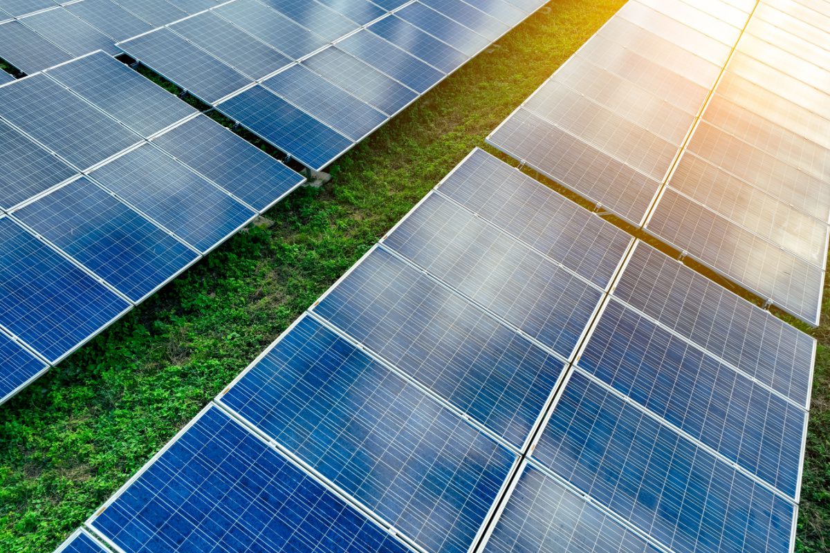 découvrez les différentes aides disponibles pour l'installation de panneaux solaires en france. profitez des subventions, crédits d'impôts et d'autres dispositifs d'accompagnement pour réduire le coût de votre transition énergétique et contribuer à la protection de l'environnement.