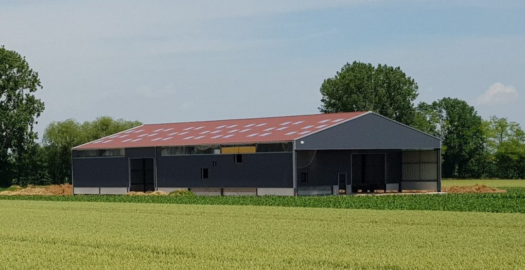 protégez votre hangar avec une assurance adaptée. découvrez nos solutions personnalisées pour couvrir les dommages liés aux intempéries, aux accidents et aux vols, garantissant la sécurité de vos biens et votre tranquillité d'esprit.