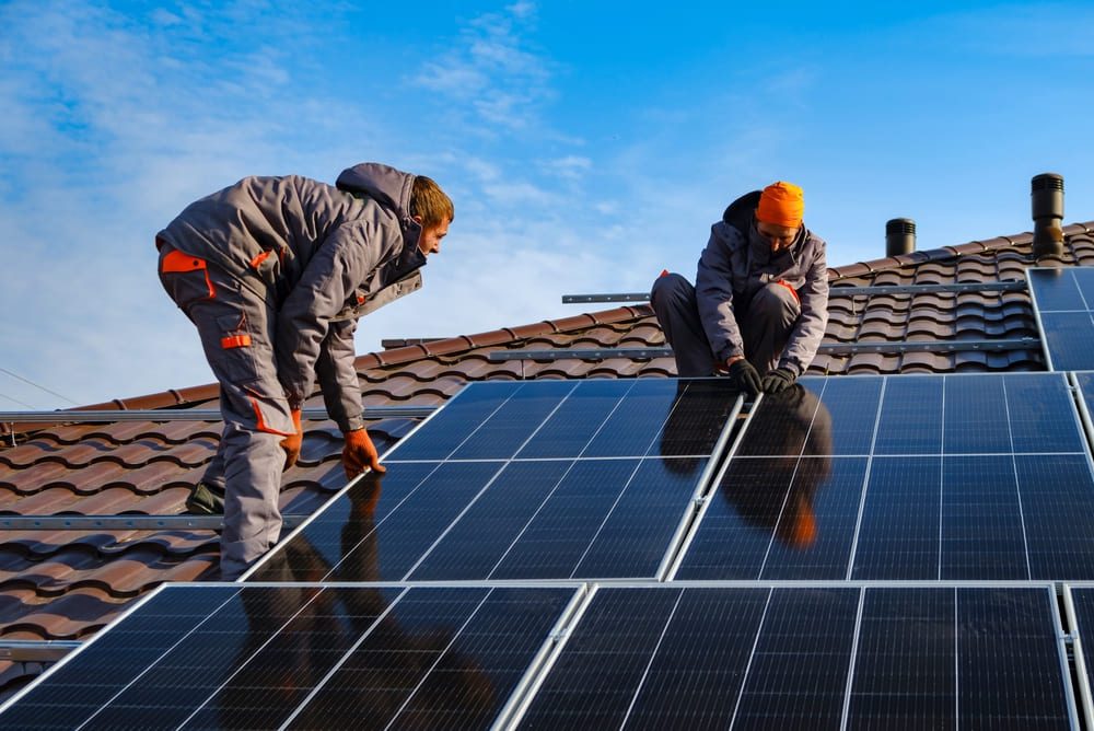 découvrez l'assurance photovoltaïque, une solution conçue pour protéger votre installation solaire contre les dommages, les pertes de production et les imprévus. garantissez la rentabilité de votre investissement tout en bénéficiant d'une couverture adaptée à vos besoins spécifiques.