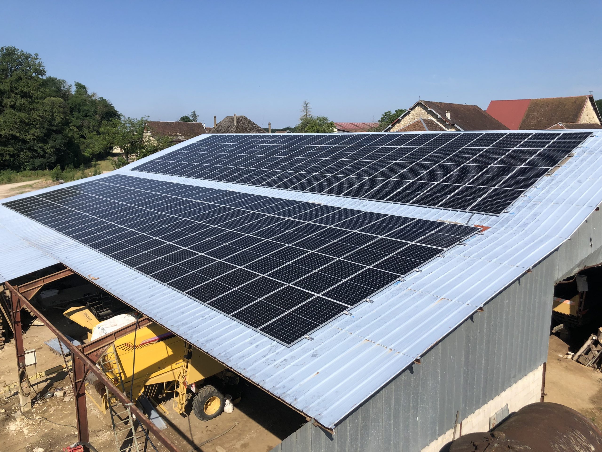 découvrez les avantages des bâtiments agricoles photovoltaïques edf, une solution innovante alliant durabilité et efficacité énergétique. optimisez votre production agricole tout en contribuant à la transition énergétique grâce à des infrastructures conçues pour capter l'énergie solaire.