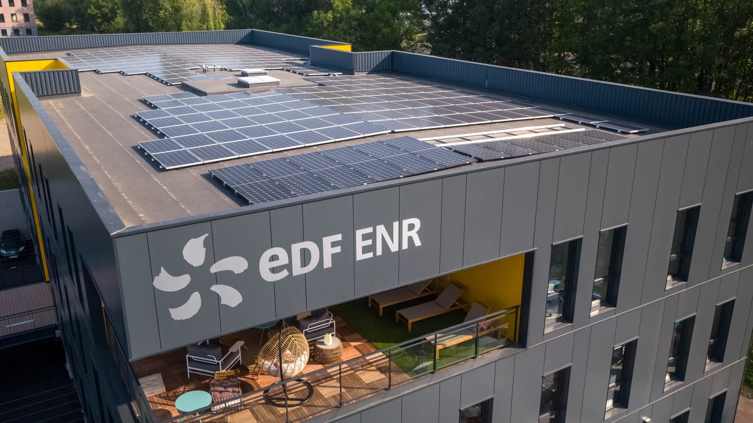découvrez les solutions innovantes de bâtiments agricoles photovoltaïques proposées par edf. optimisez votre rendement tout en respectant l'environnement grâce à des installations solaires adaptées à vos besoins. profitez d'une énergie propre et durable pour votre exploitation agricole.