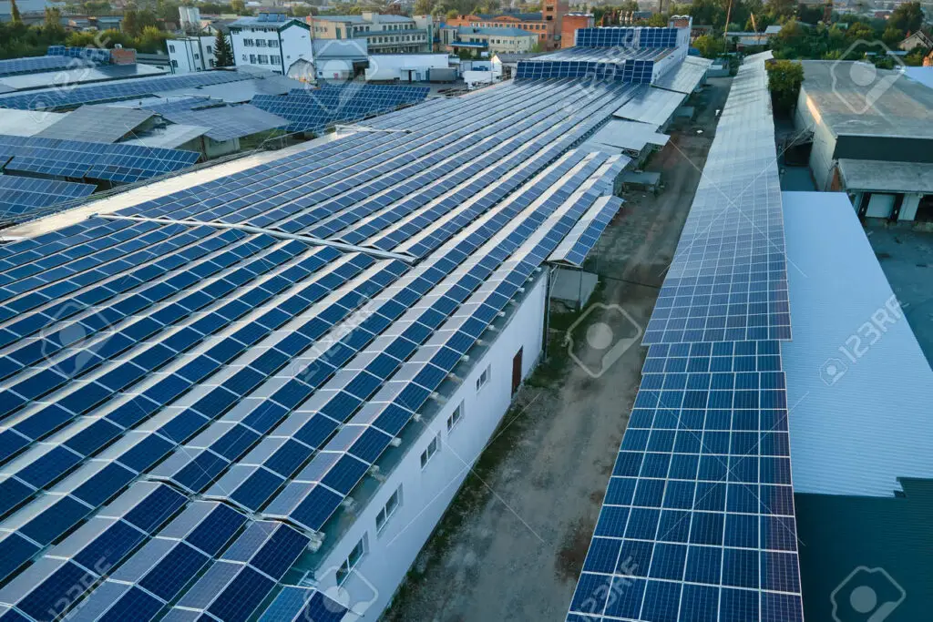 découvrez comment les bâtiments économiques photovoltaïques révolutionnent l'architecture durable en alliant efficacité énergétique et respect de l'environnement. explorez les avantages économiques et écologiques de ces innovations, tout en contribuant à un avenir plus vert.