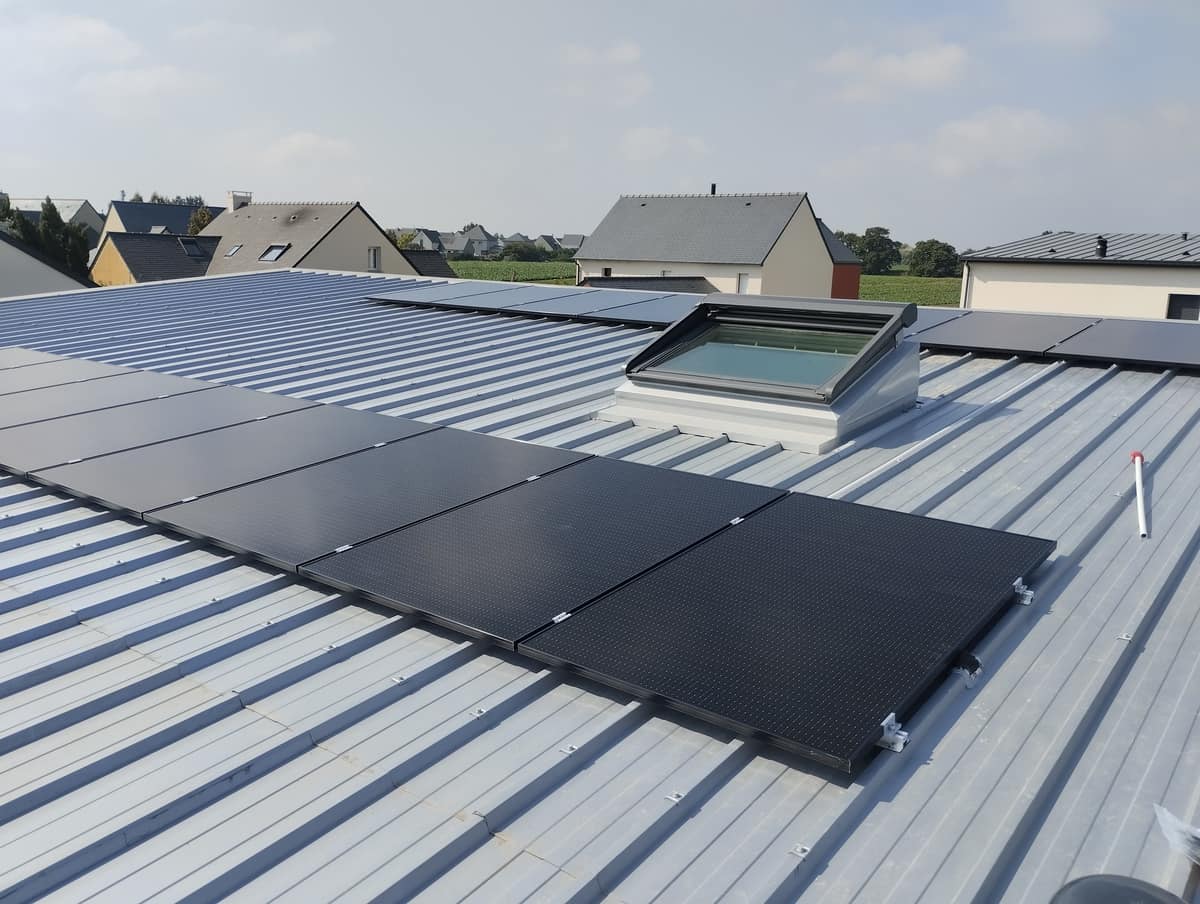 découvrez comment un bâtiment photovoltaïque peut devenir une solution rentable et durable pour produire votre propre énergie. optimisez vos coûts énergétiques tout en contribuant à la protection de l'environnement grâce à cette technologie innovante.
