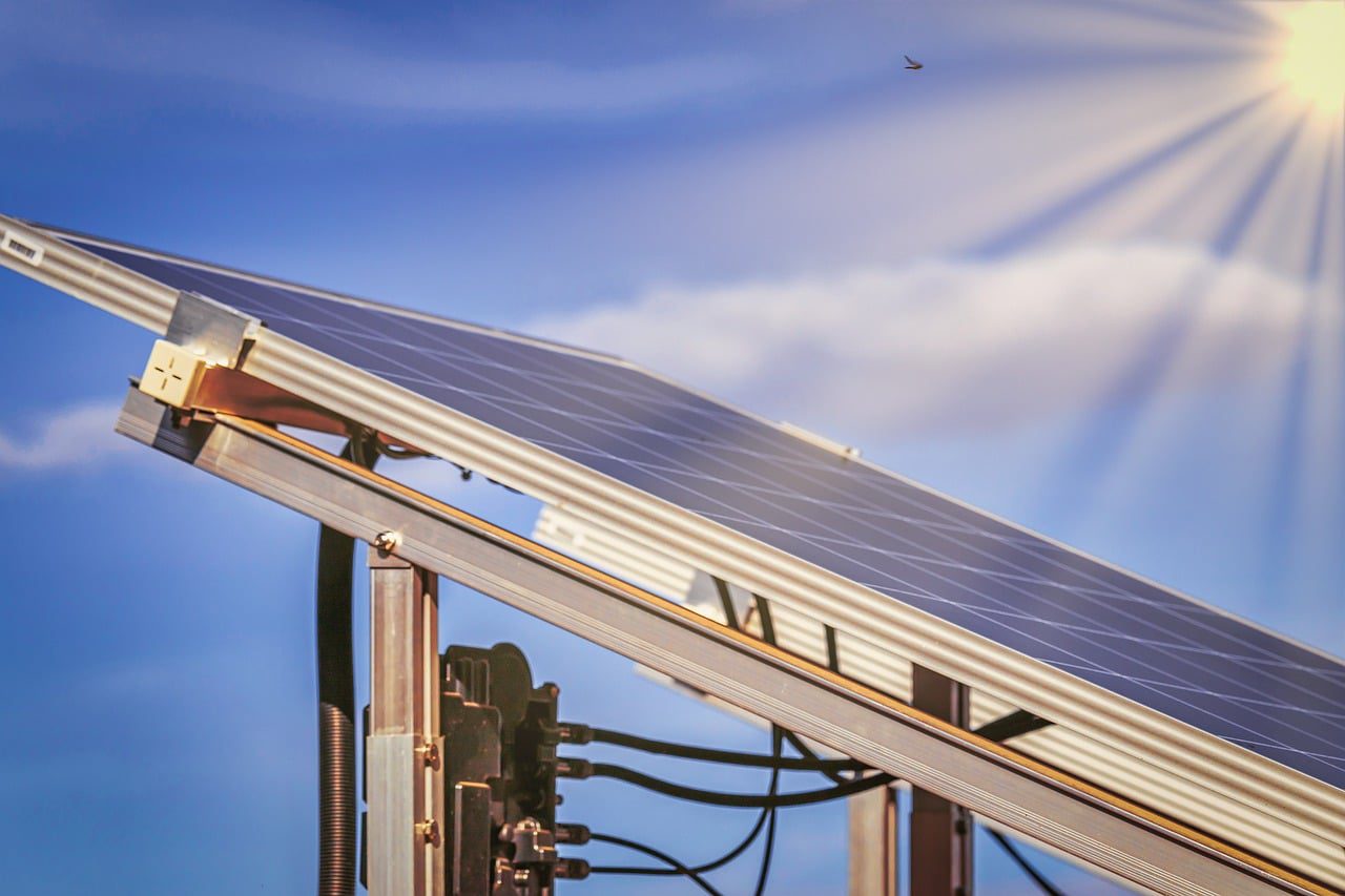 découvrez comment les bâtiments photovoltaïques de 100 kwc peuvent transformer votre consommation d'énergie en une solution durable et économique. optimisez votre espace tout en contribuant à la protection de l'environnement avec des technologies solaires avancées.