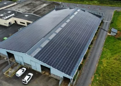 découvrez nos bâtiments photovoltaïques de 100 kwc, conçus pour maximiser votre production d'énergie renouvelable. optez pour une solution durable et performante qui réduit vos coûts énergétiques tout en respectant l'environnement.