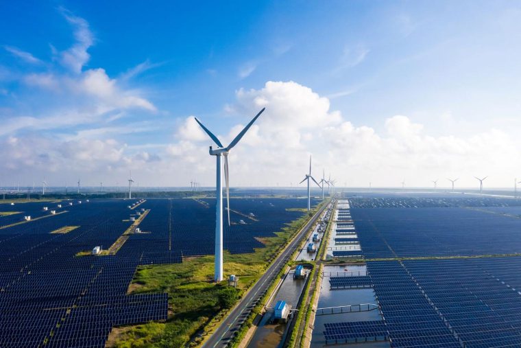 découvrez canadian solar, le leader des énergies renouvelables au canada. nous nous engageons à vous fournir des solutions solaires innovantes et durables pour un avenir énergétique responsable.