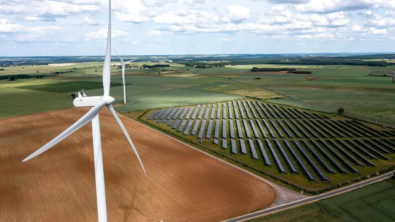 découvrez notre comparatif des solutions agri-renouvelables pour optimiser votre exploitation agricole. analysez les avantages et inconvénients des différentes technologies et choisissez celle qui répond le mieux à vos besoins en matière de durabilité et d'efficacité.