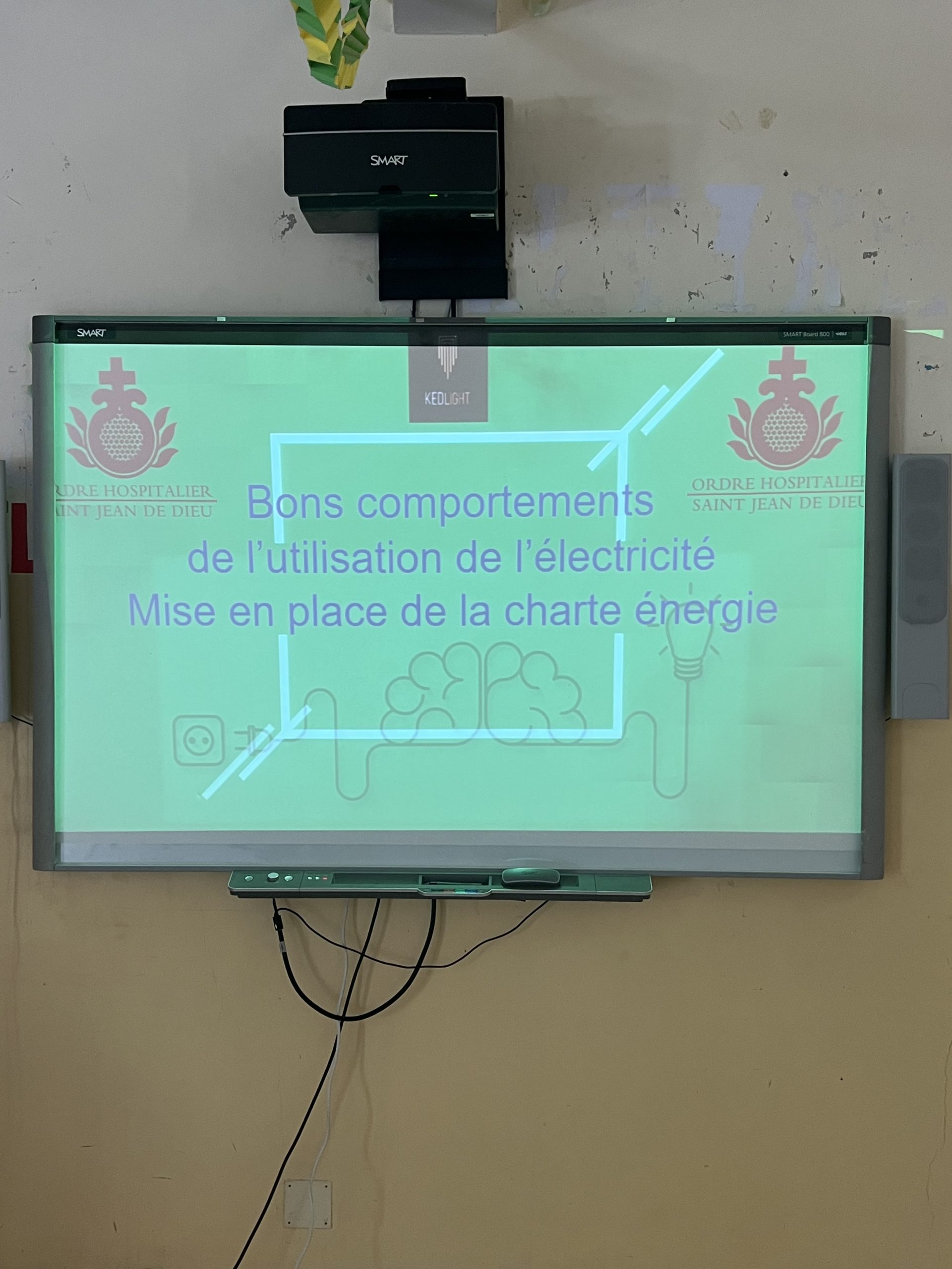 découvrez comment nos comportements influencent notre consommation d'énergie et apprenez des stratégies pratiques pour adopter des habitudes plus durables et économiser de l'énergie au quotidien.
