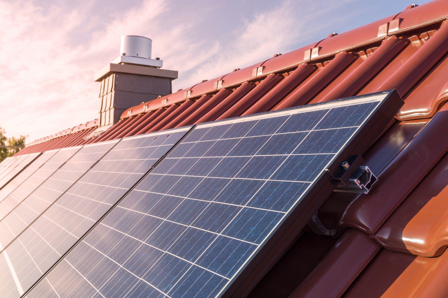 découvrez le coût d'installation d'un système photovoltaïque et évaluez les avantages économiques de l'énergie solaire pour votre logement. informez-vous sur les différents facteurs influençant le prix et les aides disponibles pour un investissement rentable et durable.