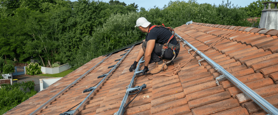 découvrez les facteurs influençant le coût d'installation des panneaux photovoltaïques et comment optimiser votre investissement pour une énergie renouvelable durable.