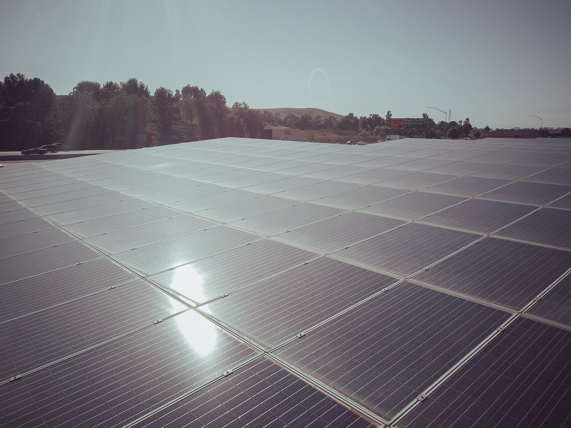 découvrez notre guide complet sur le démontage des panneaux solaires. apprenez les étapes essentielles, les outils nécessaires et les conseils de sécurité pour effectuer cette tâche efficacement. que vous souhaitiez remplacer vos panneaux ou les déplacer, nous vous fournissons toutes les informations pour réussir votre projet.
