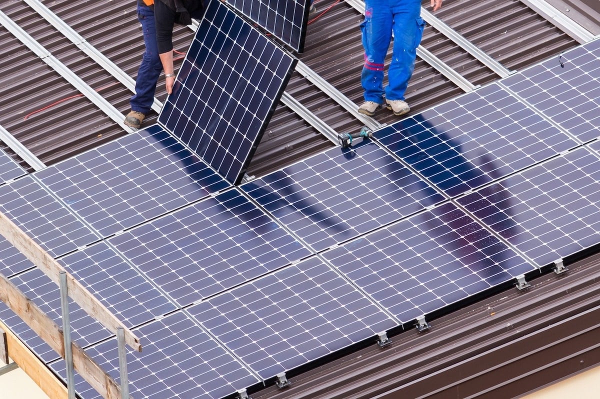 découvrez comment optimiser le dimensionnement photovoltaïque de votre hangar pour maximiser la production d'énergie solaire. ce guide vous aidera à choisir les panneaux solaires adaptés et à garantir une installation efficace et rentable.