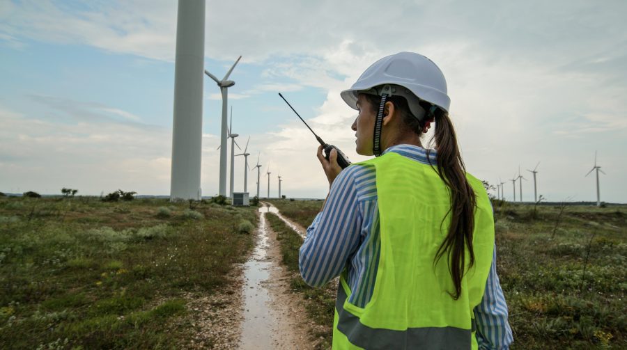 découvrez les énergies d'avenir : un guide exhaustif sur les solutions énergétiques durables et innovantes qui transforment notre monde, tout en protégeant notre environnement pour les générations futures.