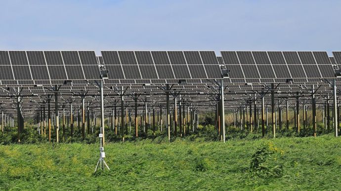 découvrez comment les énergies renouvelables transforment l'agriculture durable en améliorant l'efficacité des cultures tout en préservant notre environnement. un avenir vert où innovation et durabilité s'unissent pour nourrir la planète.