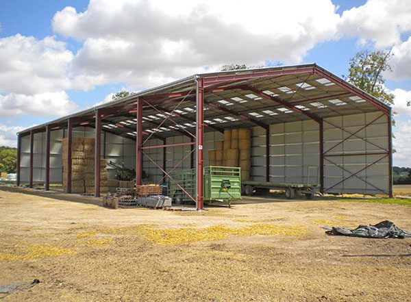obtenez une estimation précise et professionnelle de votre bâtiment agricole. que vous souhaitiez acheter, vendre ou évaluer la valeur de votre propriété, nos experts vous accompagnent pour une évaluation juste et transparente.