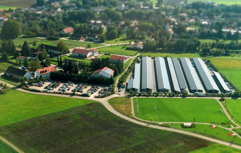 découvrez comment obtenir un garage photovoltaïque gratuit grâce à nos solutions économiques et durables. profitez d'une installation sans frais, qui vous permet de produire votre propre énergie solaire tout en valorisant votre espace extérieur.