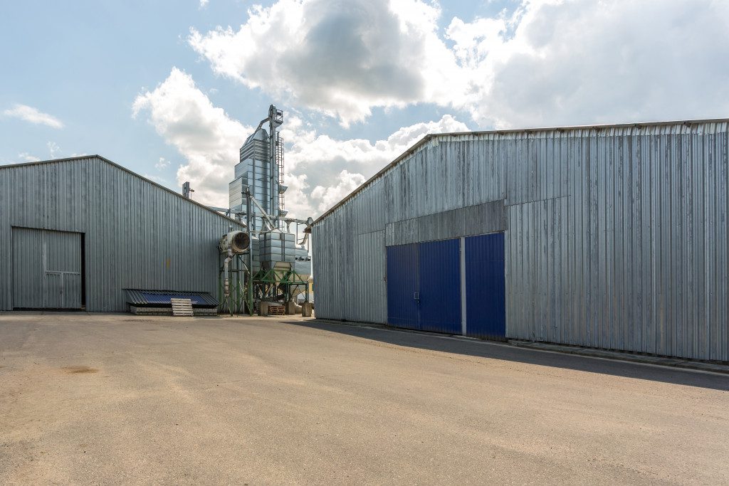 découvrez notre hangar agricole écoresponsable, conçu pour allier performance et respect de l'environnement. optimisez vos espaces de stockage tout en réduisant votre empreinte écologique grâce à des matériaux durables et des technologies innovantes.