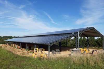 découvrez les avantages du hangar agricole photovoltaïque, une solution durable pour les agriculteurs souhaitant optimiser leur espace tout en produisant de l'électricité verte. améliorez votre rentabilité et réduisez votre impact environnemental grâce à cette installation innovante.