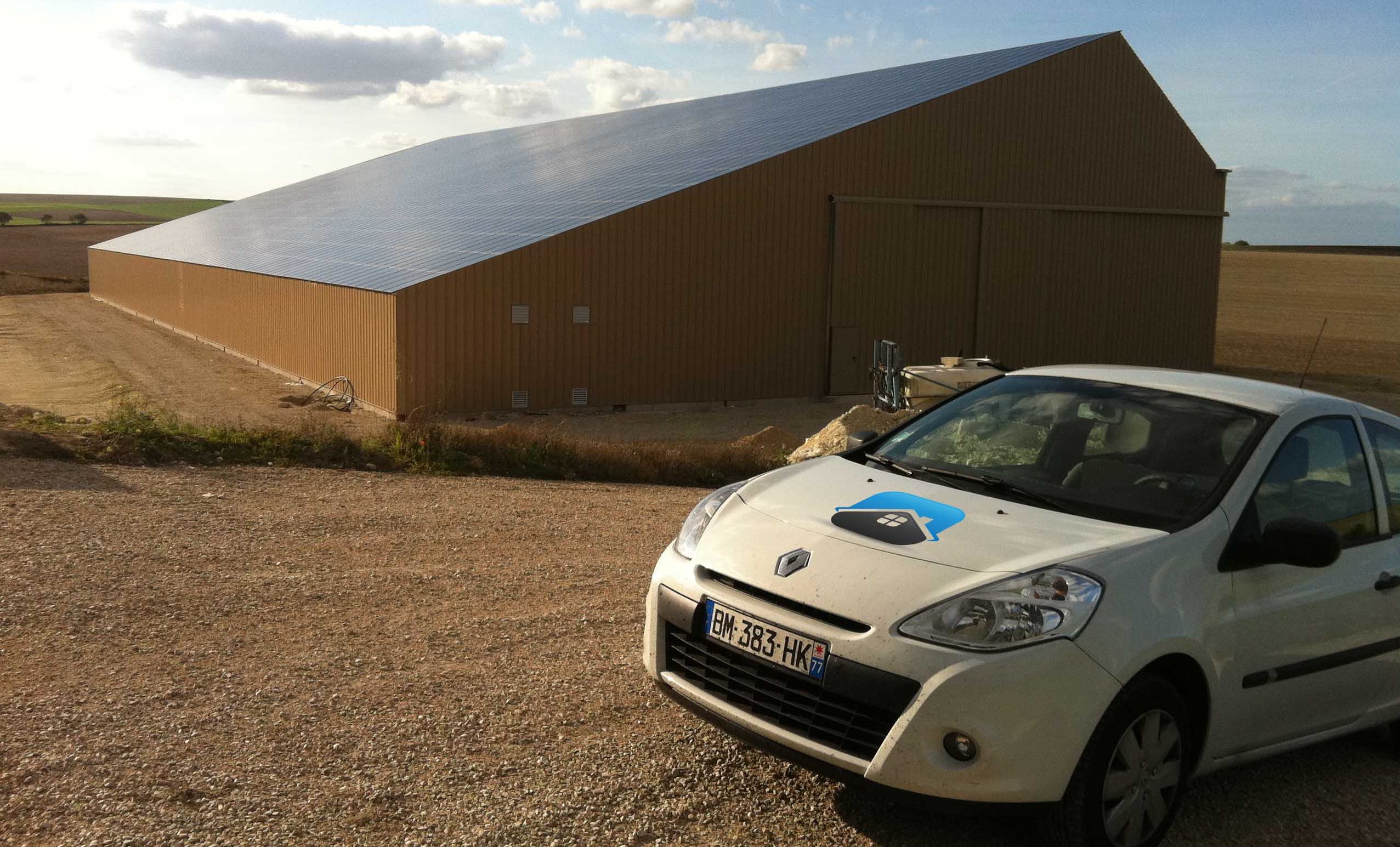 découvrez comment bénéficier d'un hangar agricole photovoltaïque gratuit pour optimiser la production d'énergie renouvelable sur votre exploitation. profitez d'une installation professionnelle et d'avantages économiques tout en contribuant à la durabilité environnementale.