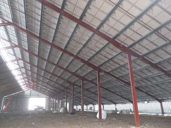 découvrez les hangars monopente photovoltaïques, une solution innovante alliant espace de stockage et production d'énergie renouvelable. optimisez votre toiture tout en réduisant votre empreinte carbone grâce à nos hangars adaptés à vos besoins.