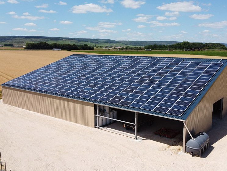 découvrez les avantages des hangars photovoltaïques, une solution innovante pour allier espace de stockage et production d'énergie renouvelable. optez pour une construction durable et réduisez vos coûts énergétiques tout en soutenant la transition écologique.