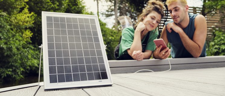 découvrez les raisons derrière l'interdiction des panneaux photovoltaïques, les enjeux écologiques et économiques, ainsi que les implications pour les énergies renouvelables en france. informez-vous sur les alternatives possibles et l'avenir de l'énergie solaire dans un contexte réglementaire en mutation.