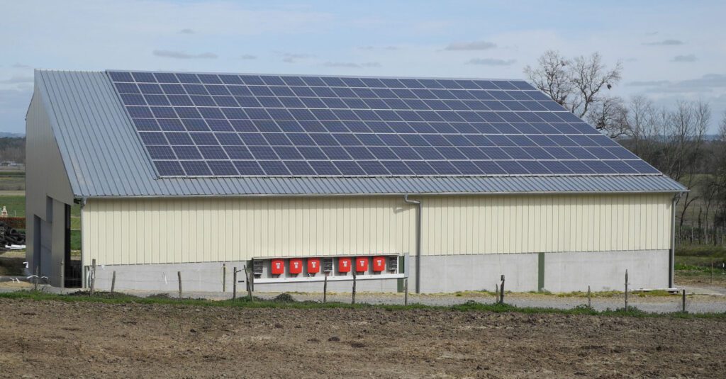découvrez les solutions innovantes d'irrigation solaire pour hangars, alliant efficacité énergétique et durabilité. optimisez votre système d'irrigation tout en réduisant votre empreinte carbone avec nos technologies de pointe.