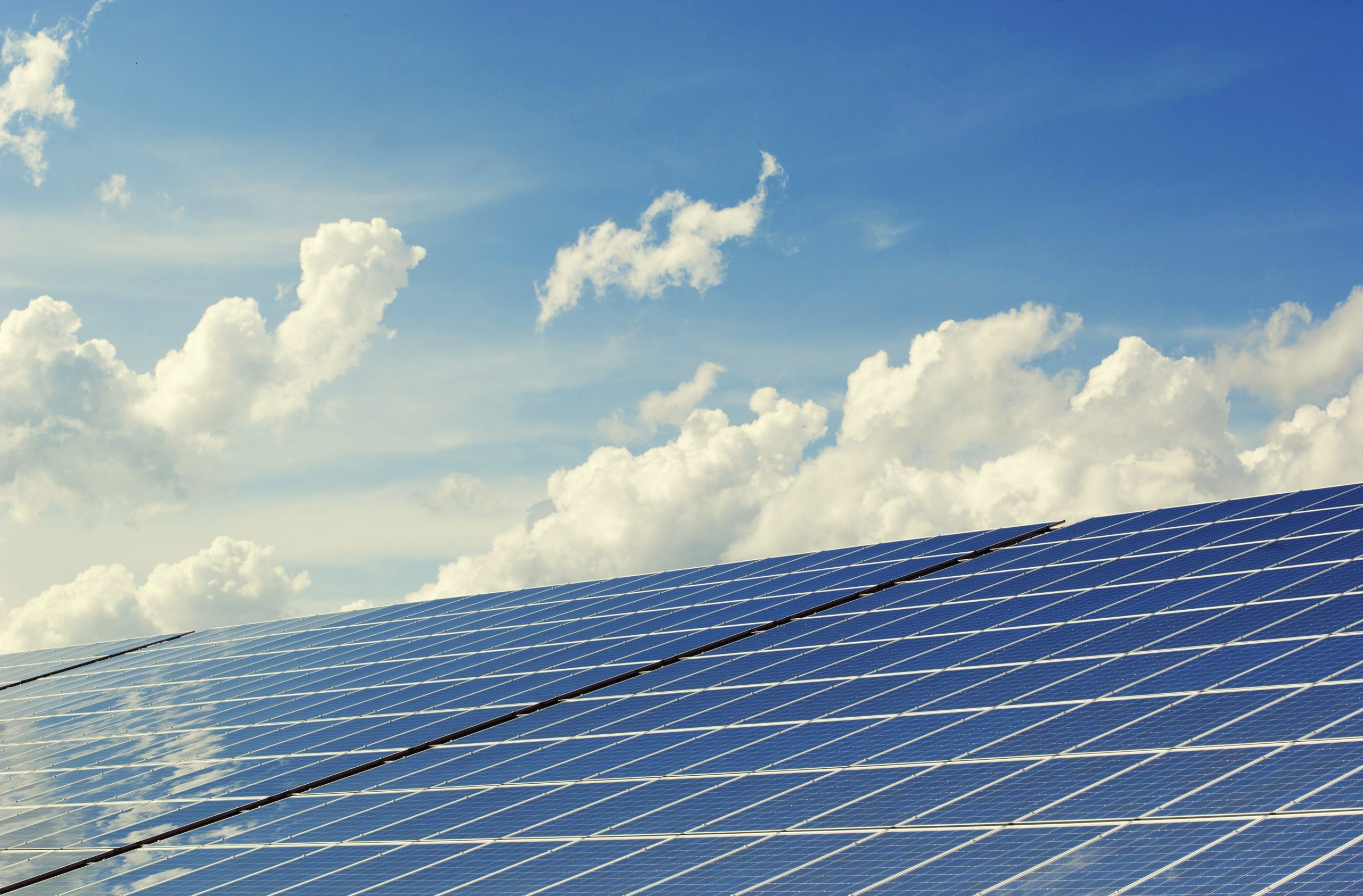 découvrez les prix des panneaux solaires et économisez sur votre facture d'électricité tout en contribuant à la protection de l'environnement. comparez les offres et trouvez la solution idéale pour votre maison.