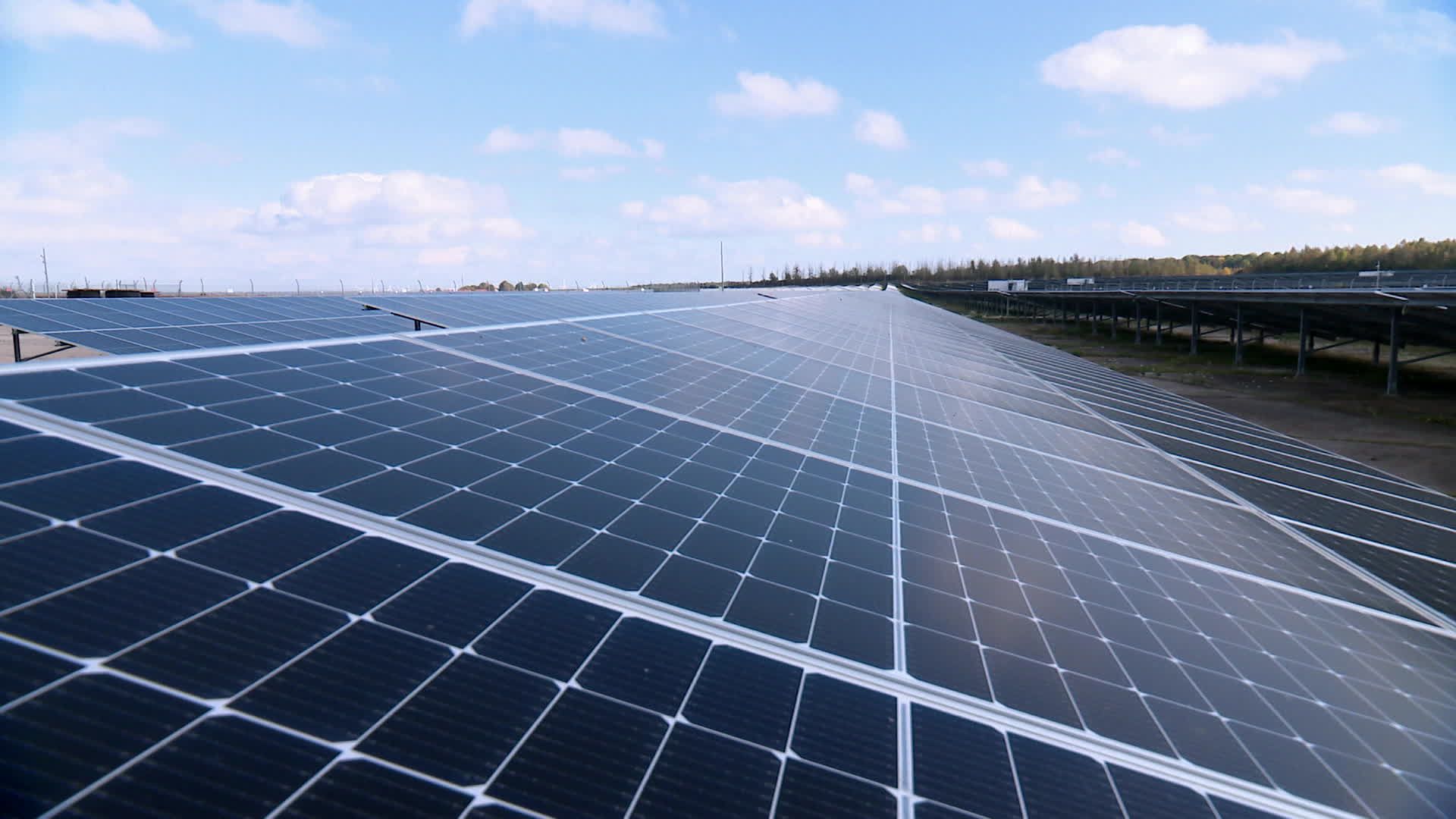 découvrez les enjeux et les avantages des systèmes photovoltaïques agricoles en 2025. optimisez votre exploitation grâce à des solutions d'énergie renouvelable performantes tout en contribuant à une agriculture durable et respectueuse de l'environnement.