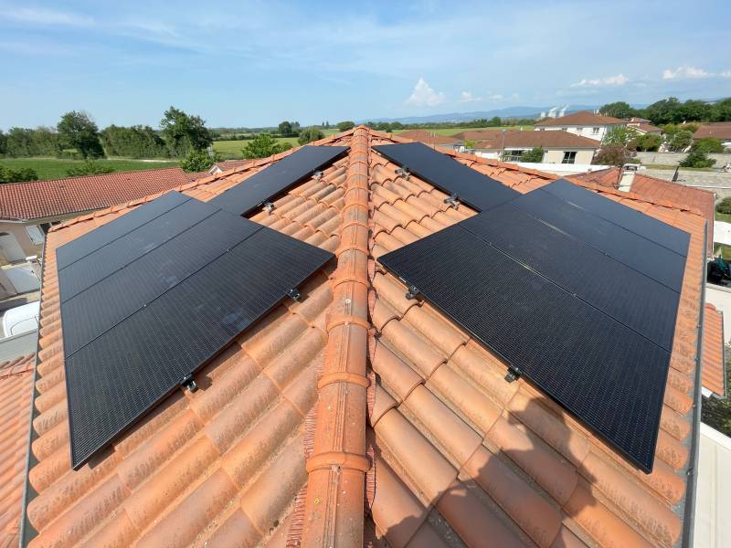 découvrez comment le positionnement géographique influence l'efficacité des systèmes d'énergie photovoltaïque. explorez les meilleures pratiques pour maximiser la production d'énergie solaire, en tenant compte des facteurs climatiques et environnementaux.