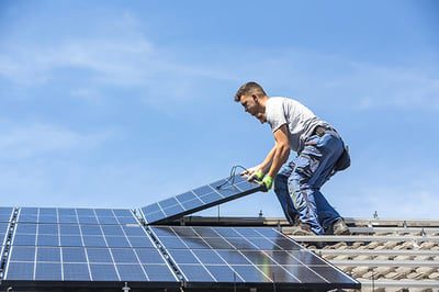découvrez les primes pour l'installation de panneaux solaires en france. profitez d'aides financières attractives pour réduire vos coûts d'énergie et contribuer à la transition écologique. informez-vous sur les conditions d'éligibilité et les démarches à suivre pour bénéficier de ces subventions.