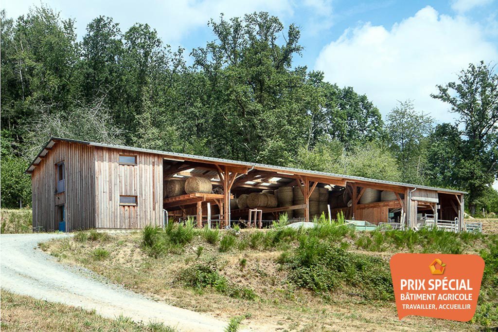 découvrez les tarifs compétitifs pour la construction de bâtiments agricoles. obtenez des estimations précises et des conseils personnalisés pour votre projet agricole. notre guide complet vous aidera à planifier efficacement votre investissement.