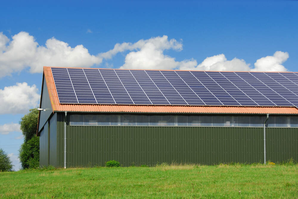découvrez comment maximiser vos profits grâce à un hangar photovoltaïque. apprenez-en plus sur les avantages financiers, l'optimisation de l'espace et l'impact positif sur l'environnement.