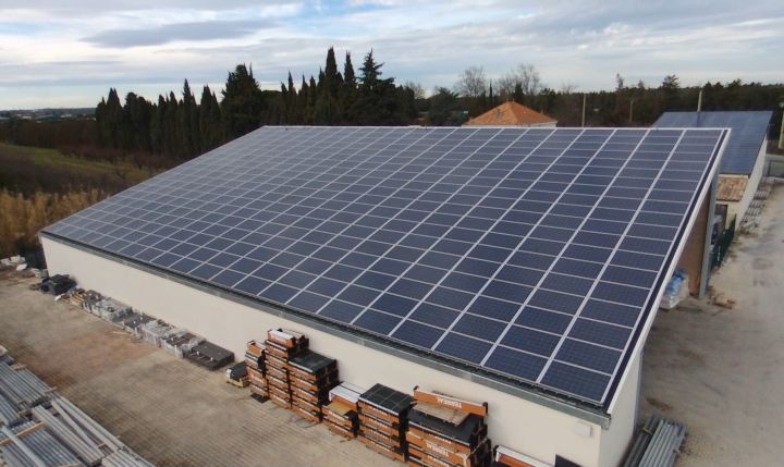 découvrez comment maximiser la rentabilité de vos hangars grâce à des installations photovoltaïques. optimisez votre espace tout en contribuant à la transition énergétique et en réduisant vos coûts d'électricité.