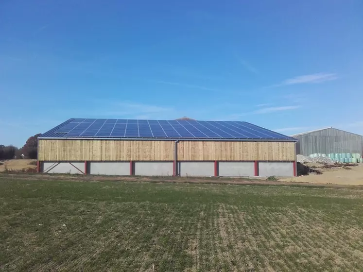 découvrez les clés pour réussir votre projet de hangar photovoltaïque. optimisez vos investissements et profitez d'une énergie renouvelable efficace tout en augmentant la valeur de votre propriété. apprenez les étapes essentielles, de la conception à la mise en service.