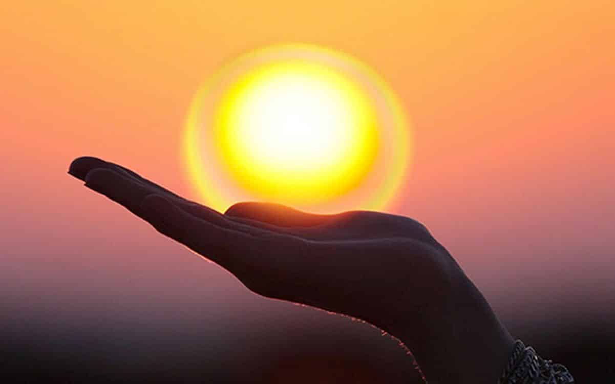 découvrez la révolution solaire, un tournant majeur vers une énergie propre et durable. explorez les innovations technologiques et les initiatives écologiques qui transforment notre rapport à l'énergie et favorisent un avenir plus vert.