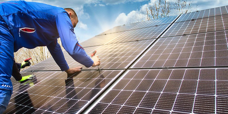 découvrez des solutions énergétiques durables qui répondent aux défis environnementaux tout en garantissant une efficacité optimale. explorez des alternatives innovantes pour réduire votre empreinte carbone et favoriser un avenir plus vert.