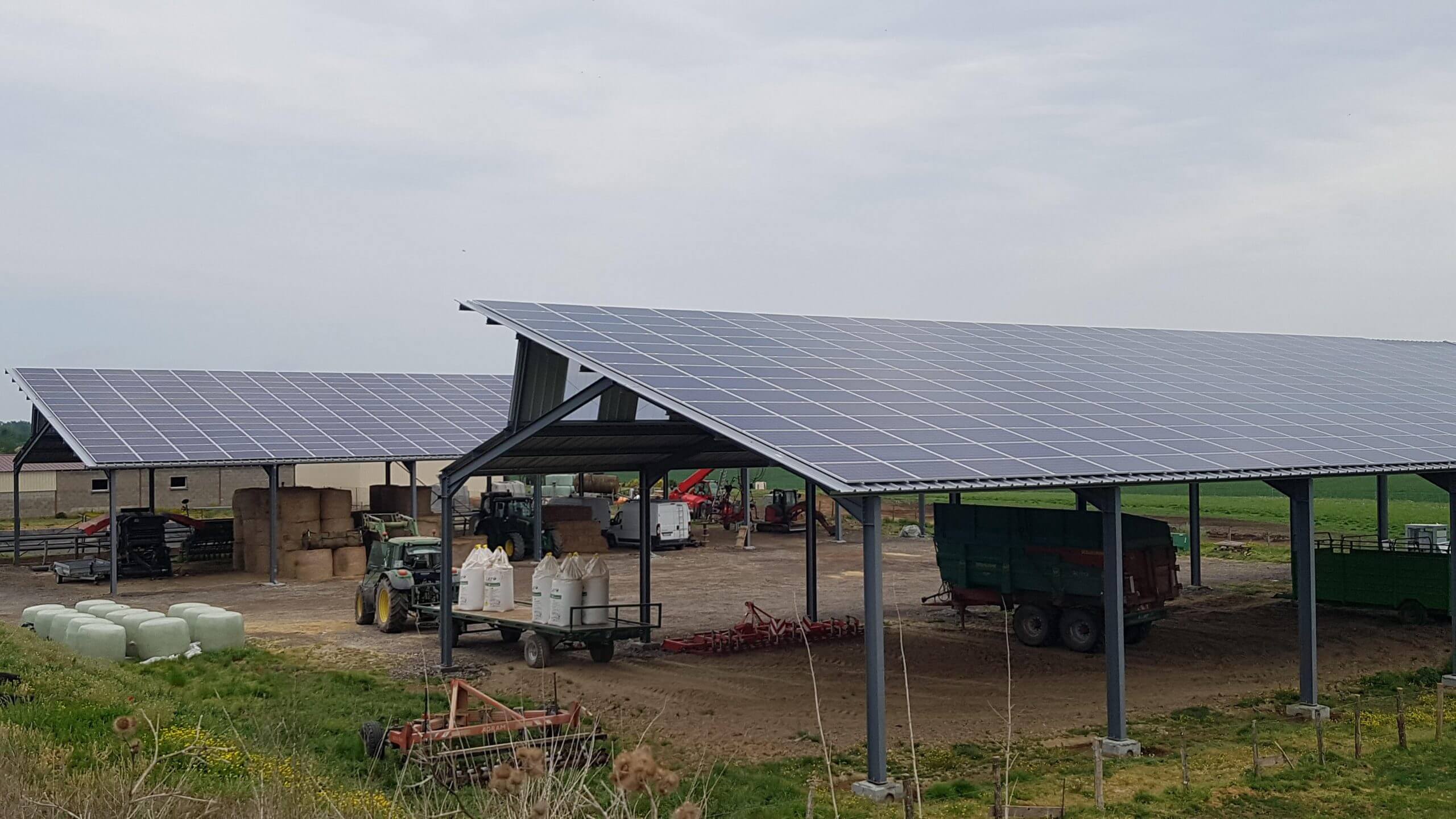 découvrez comment les subventions pour les hangars photovoltaïques peuvent stimuler votre projet d'énergie renouvelable. profitez d'un accompagnement financier pour l'installation de panneaux solaires sur vos infrastructures agricoles et industrielles, tout en contribuant à la transition énergétique.
