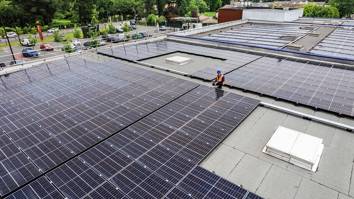 découvrez comment bénéficier de subventions pour la construction de hangars photovoltaïques. optimisez vos investissements tout en contribuant à la transition énergétique grâce à des aides financières adaptées à votre projet.