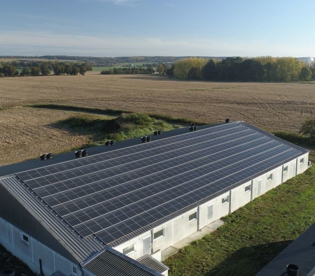 découvrez comment les hangars photovoltaïques peuvent transformer la gestion de l'énergie dans votre entreprise en offrant des solutions durables et rentables. explorez nos réussites et plongez dans l'avenir de l'énergie renouvelable.